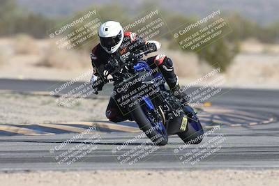 media/Oct-30-2025-Racers Edge (Thu) [[dabbdaf680]]/3-B Group/Session 1 (Turn 5)/